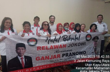 Team Verifikasi Team Kordinasi Relawan Pemenangan Pilpres DPP PDI Perjuangan sambangi markas Relawan Padamu Negeri