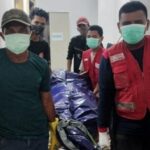 penemuan-mayat-guru-gudang-apotek-samarinda-viral